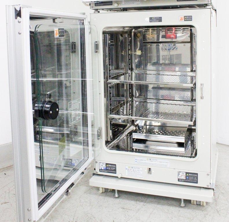 Panasonic MCO-19AICUV-PA CO2 Incubator 170L with UV Contamination Control
