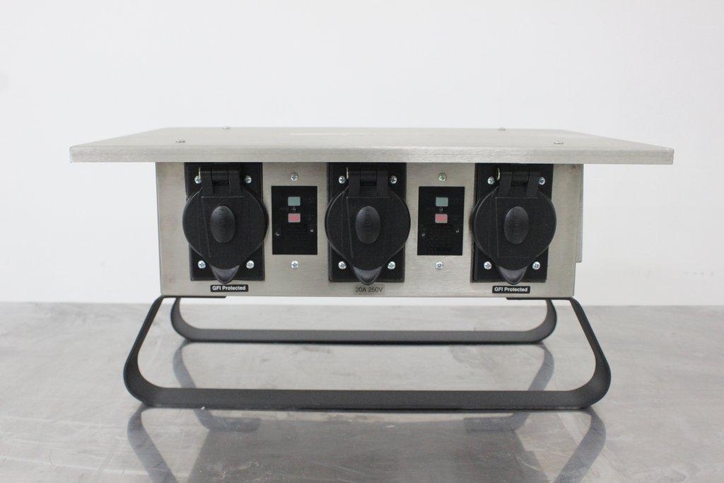 CEP 6506-GU Portable Power Distribution Unit Outdoor Temp Box Good Condition