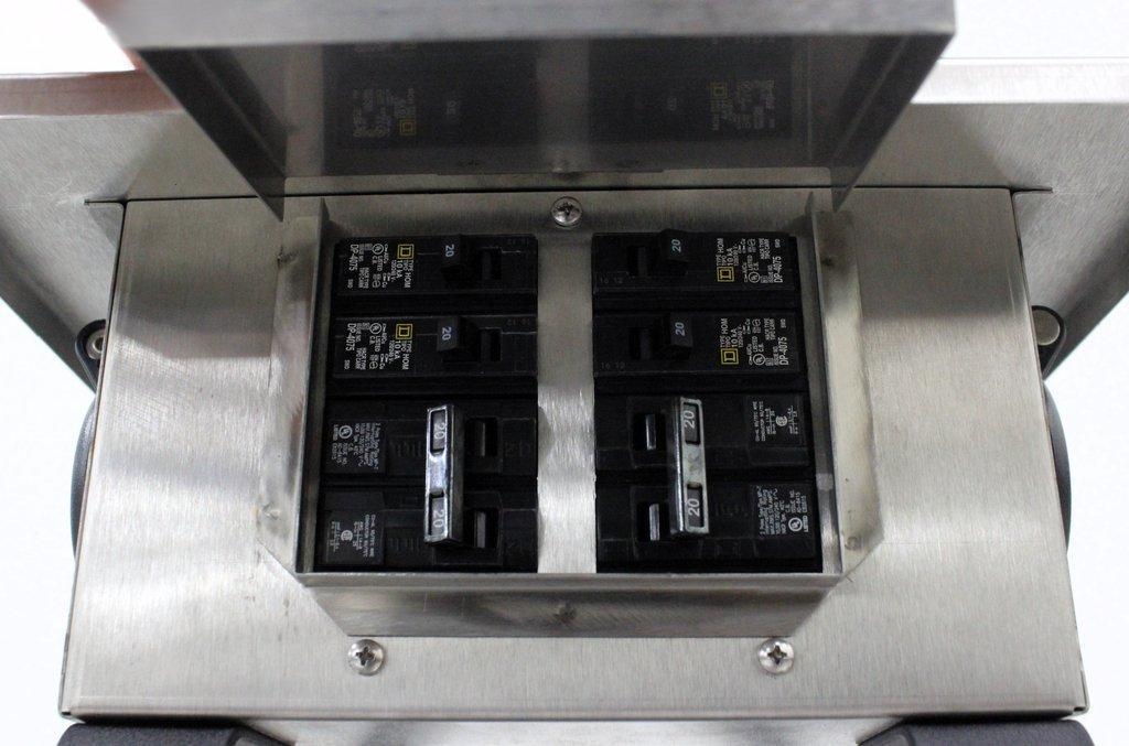 CEP 6506-GU Portable Power Distribution Unit Outdoor Temp Box Good Condition