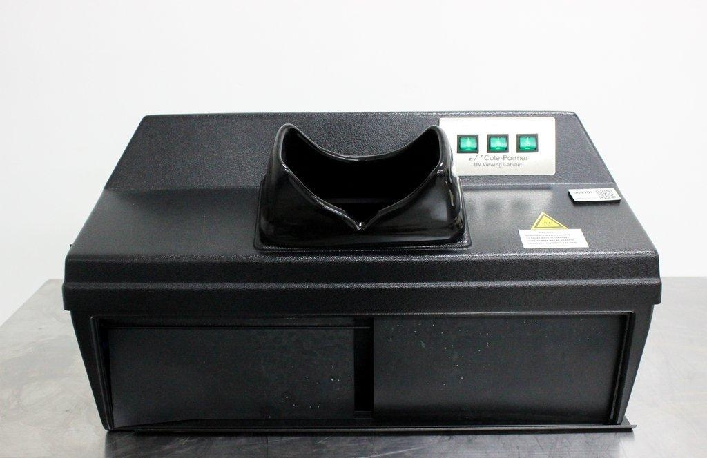 Cole Parmer UV Viewing Cabinet Lab Hood 9762110 254/365nm Fair Condition