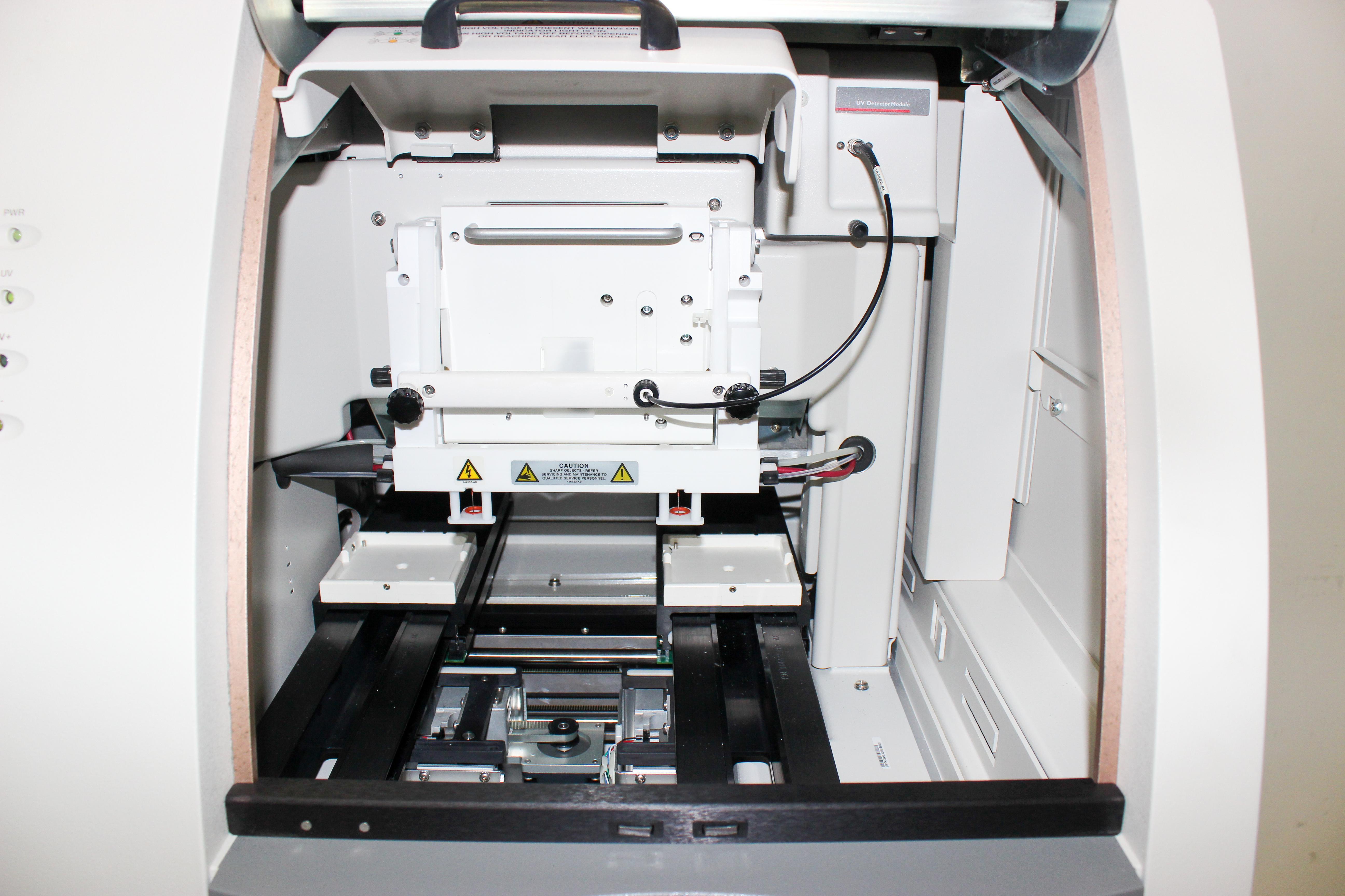 Beckman Coulter PA 800 Plus Capillary Electrophoresis Pharmaceutical System