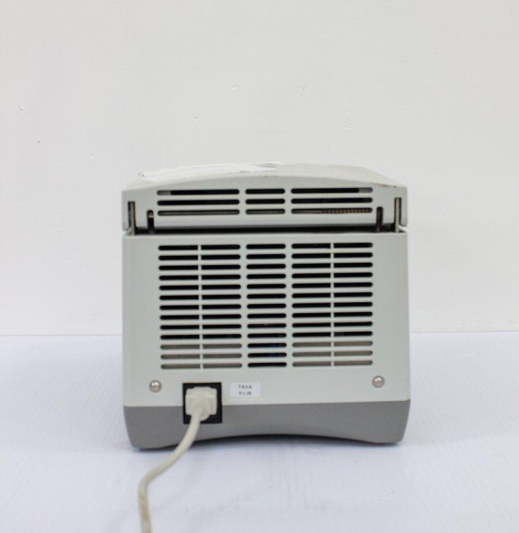 Eppendorf Centrifuge 5424 Microcentrifuge w/ Rotor FA-45-24-11 15000 RPM