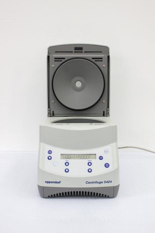 Eppendorf Centrifuge 5424 Microcentrifuge w/ Rotor FA-45-24-11 15000 RPM