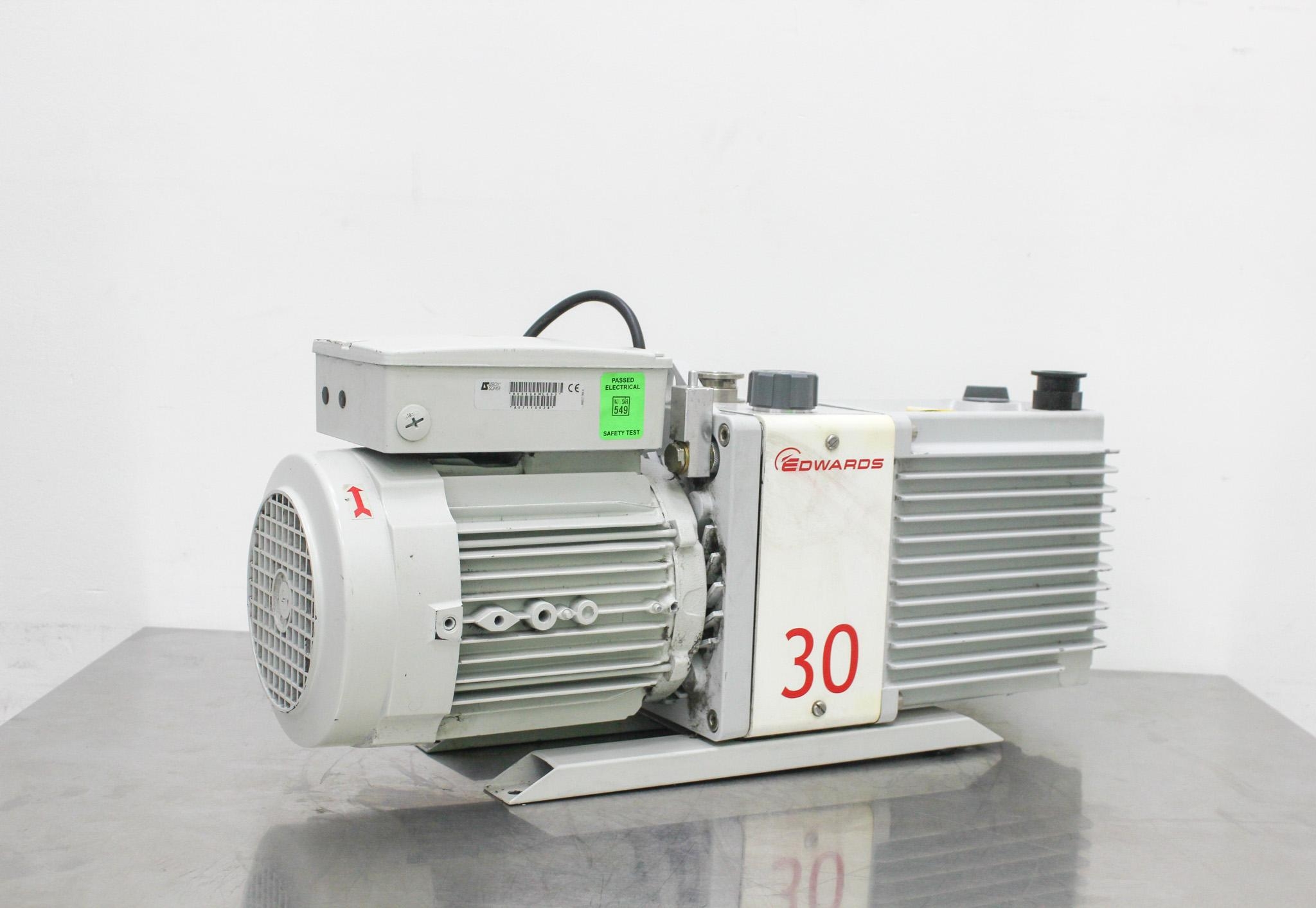 Edwards Vacuum Pump E2M30 Industrial Vacuum Reliable High Suction Power 220V