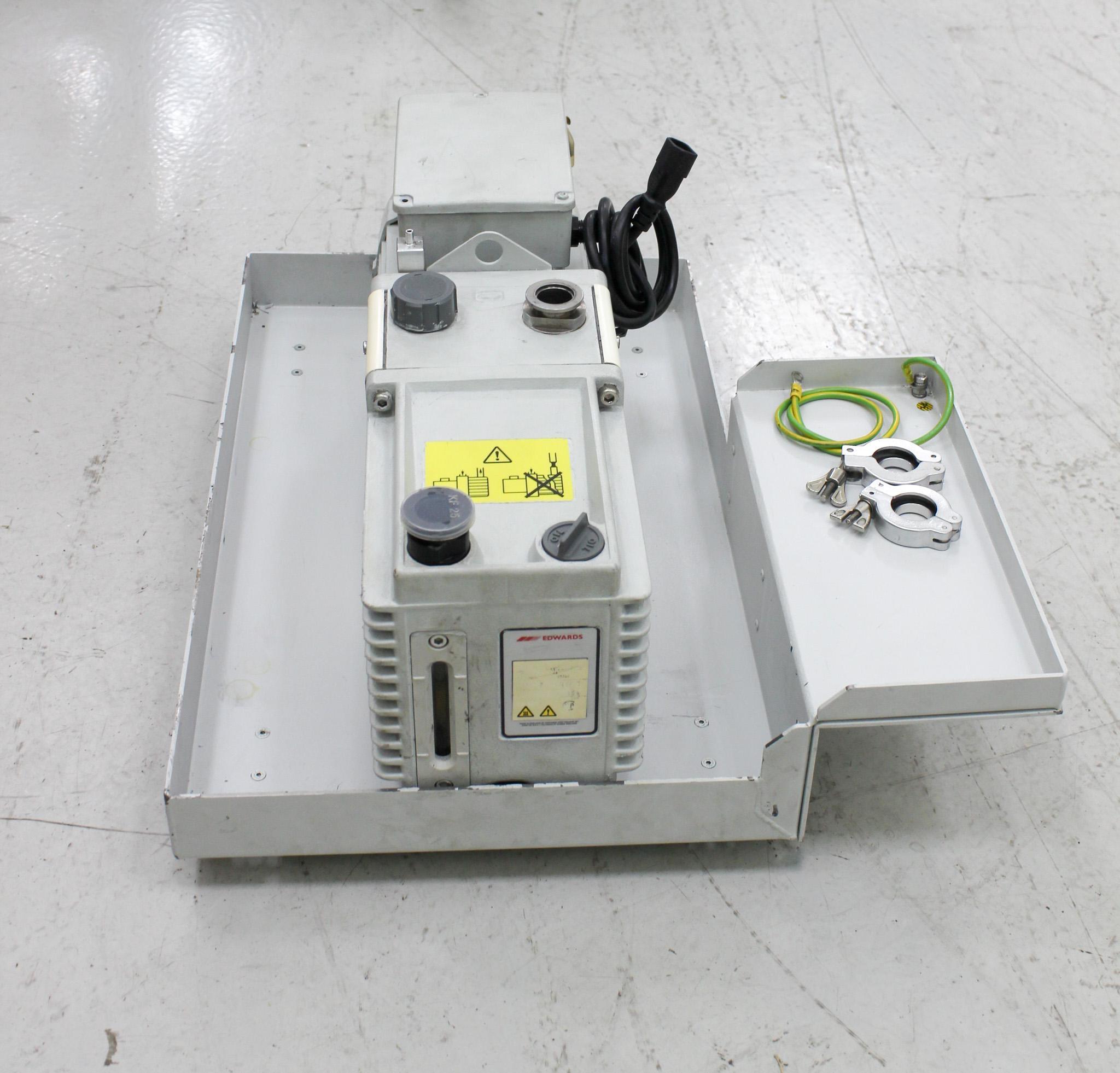 Edwards Vacuum Pump E2M30 Industrial Vacuum Reliable High Suction Power 220V