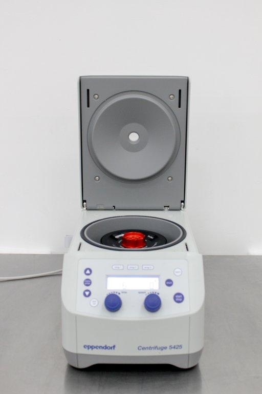 Eppendorf Centrifuge 5425 Benchtop Microcentrifuge 24x2 FA Rotor 14000 RPM
