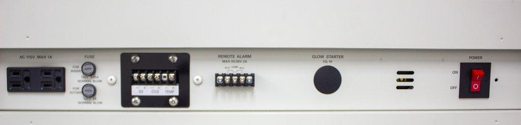 Panasonic MCO-80IC CO2 Incubator with 851L Capacity and 50C Temperature Range