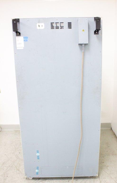 Panasonic MCO-80IC CO2 Incubator with 851L Capacity and 50C Temperature Range