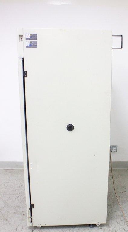 Panasonic MCO-80IC CO2 Incubator with 851L Capacity and 50C Temperature Range