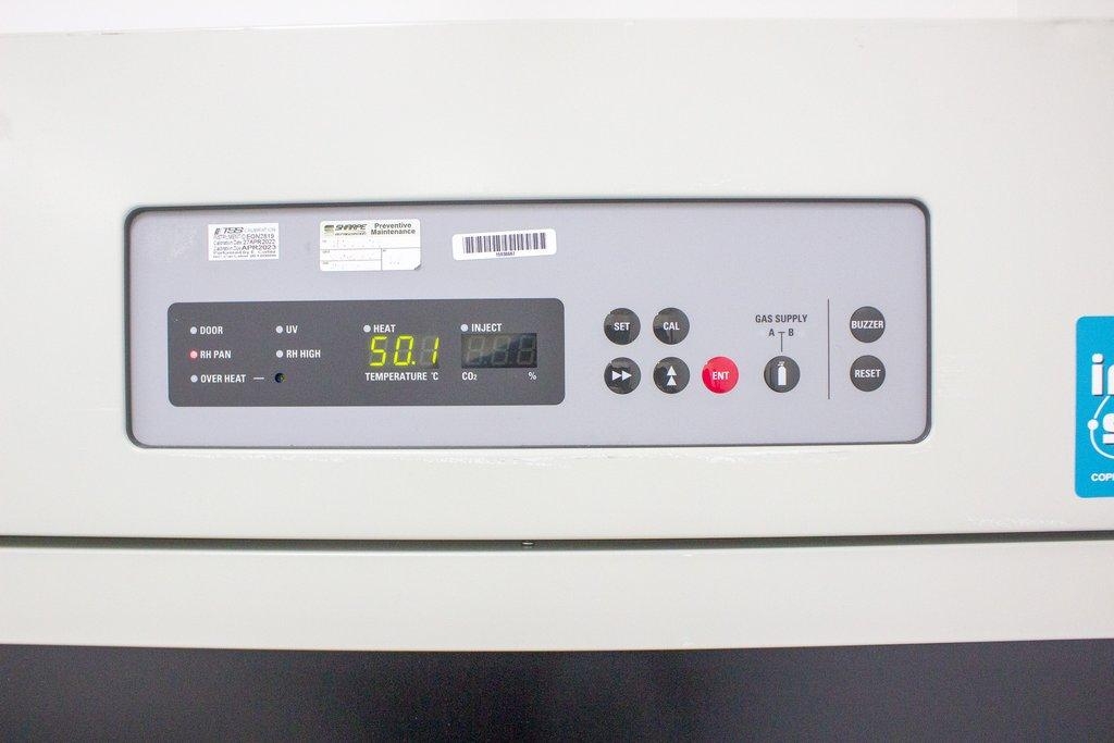 Panasonic MCO-80ICL-PA CO2 Incubator Large Capacity 30 cu.ft. for Cell Culture
