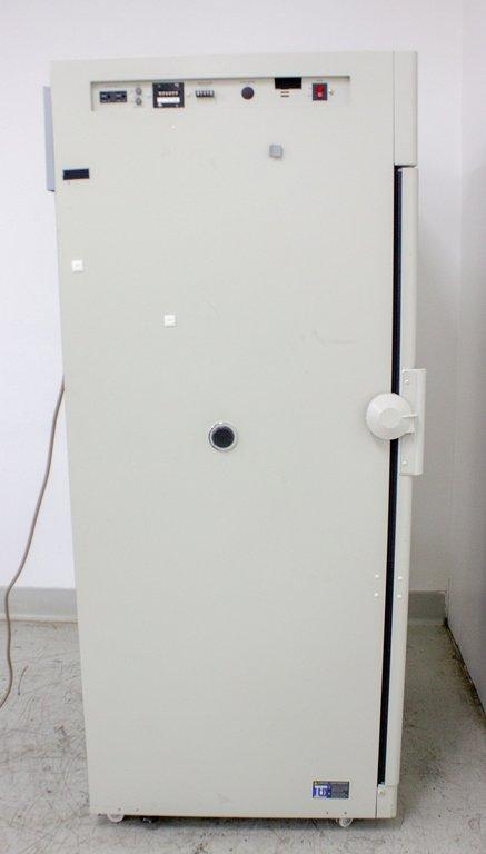 Panasonic MCO-80ICL-PA CO2 Incubator Large Capacity 30 cu.ft. for Cell Culture