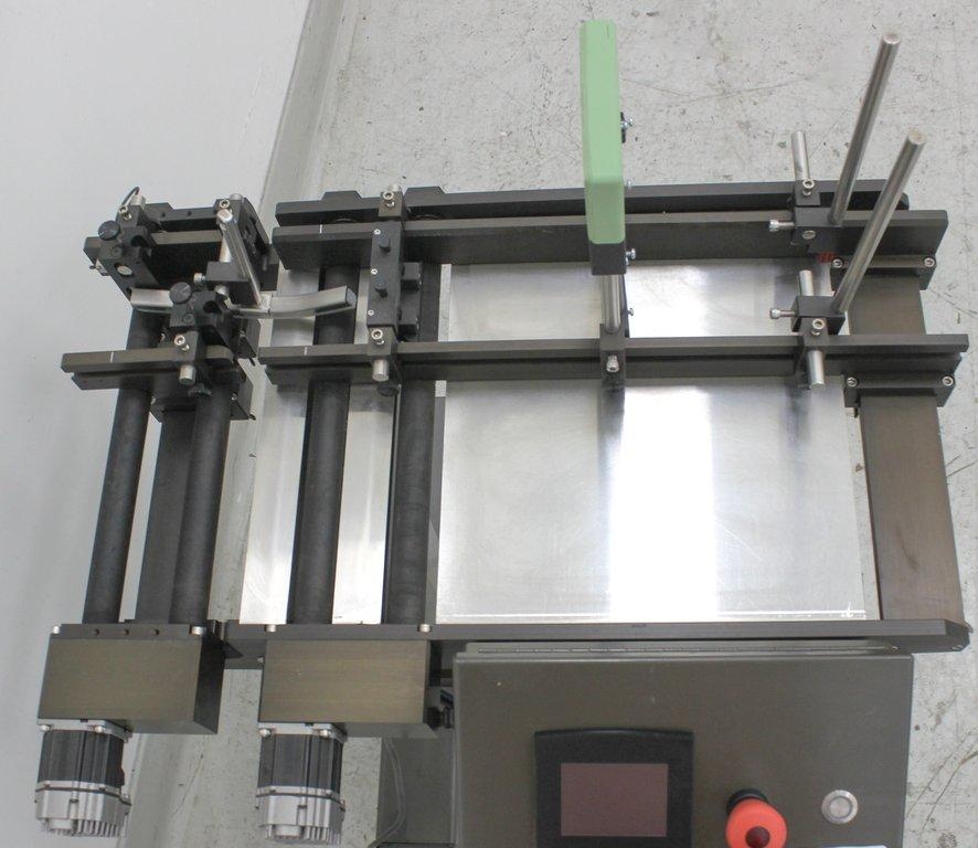 Accent AXF26 Automatic Feeder   Made 2021 120V 60Hz  