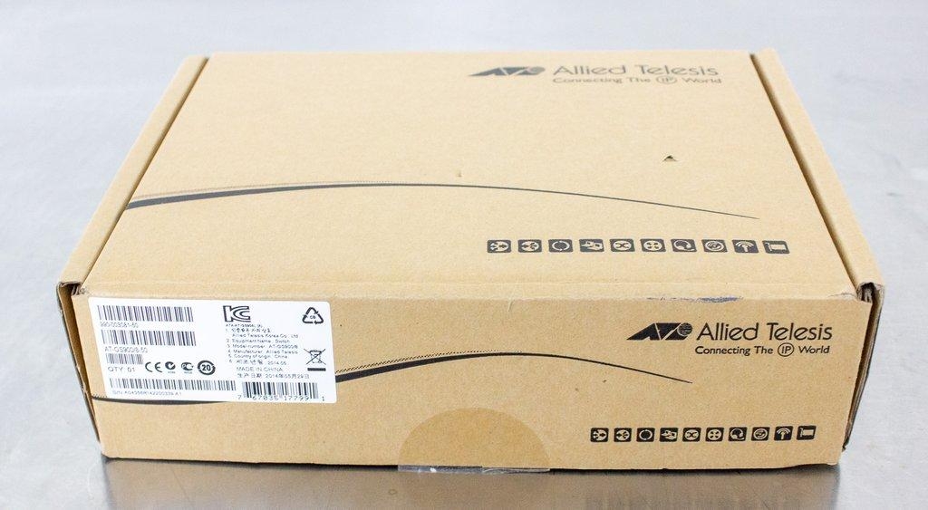 Allied Telesis AT-GS900-8 Computer IT System Auto-Configuring Network Switch