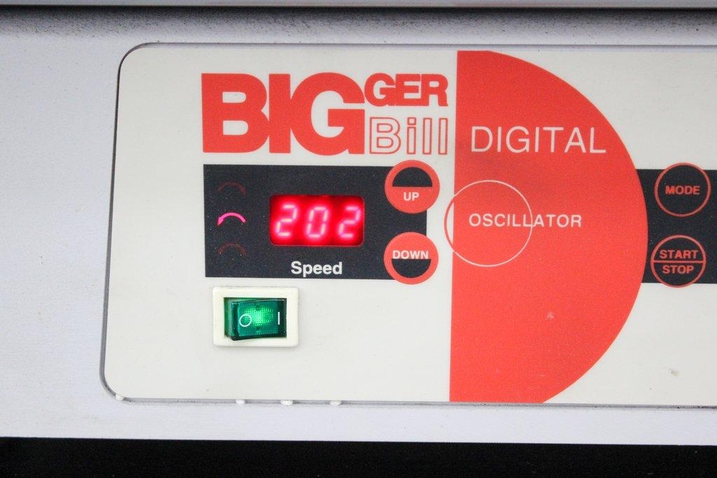 Barnstead M73735 Orbital Shaker 120V 60Hz Digital Oscillator In Use