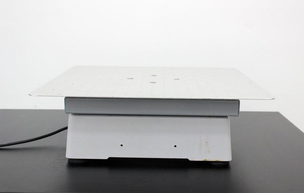 Barnstead M73735 Orbital Shaker 120V 60Hz Digital Oscillator In Use