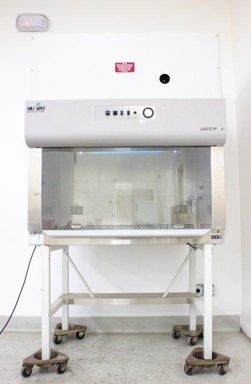 NuAire NU-425-400 Biosafety Cabinet Class II A2 Lab Equipment