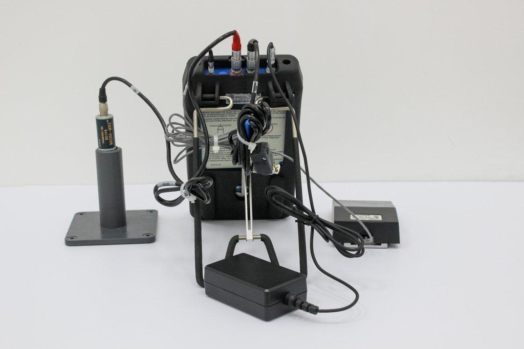 Olympus Magna-Mike 8500 Thickness Gage Hall Effect Model 801PR with Probe