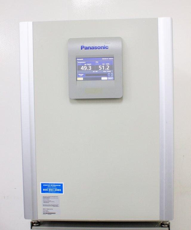Panasonic MCO-170AICUV-PA CO2 Incubator UV Light Controls Japan Model