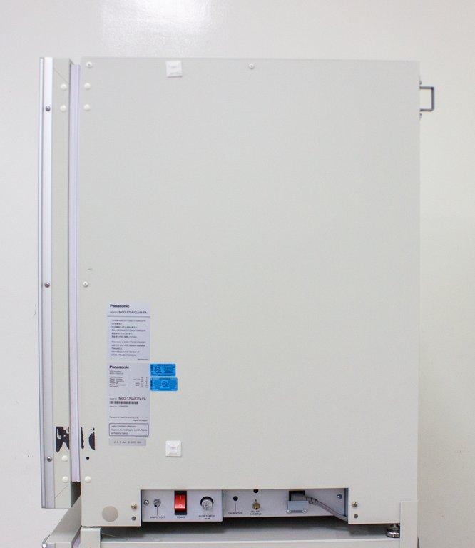 Panasonic MCO-170AICUV-PA CO2 Incubator UV Light Controls Japan Model