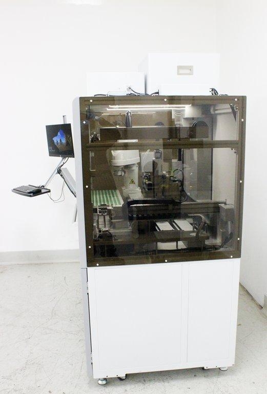 Thermo KingFisher SpeciTRAX Sample Transfer System w/ Computer & Software