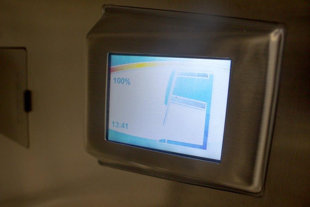 Labconco 302680101 Biosafety Cabinet Class II A2 HEPA Filtered 120V 6ft