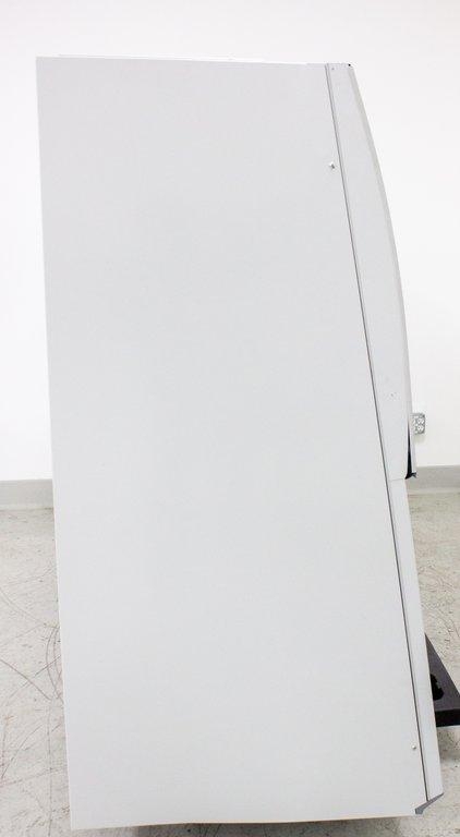 Labconco 302680101 Biosafety Cabinet Class II A2 HEPA Filtered 120V 6ft