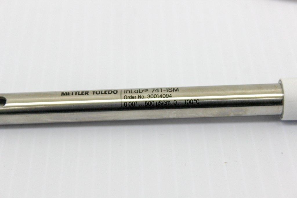 Mettler-Toledo Seven Compact S230 Meter pH, Conductivity, 120V 50/60Hz, VG