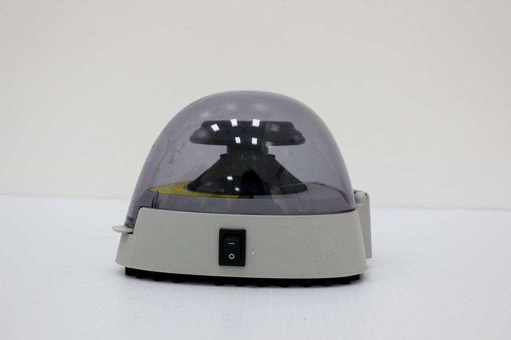 Labnet Mini Centrifuge C1301 Microcentrifuge 6000 RPM 120V Powerful Compact