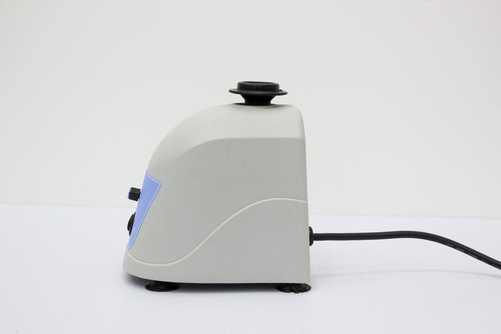 Benchmark Research BV1000 Vortex Mixer E (Excellent) Condition with Power Cord