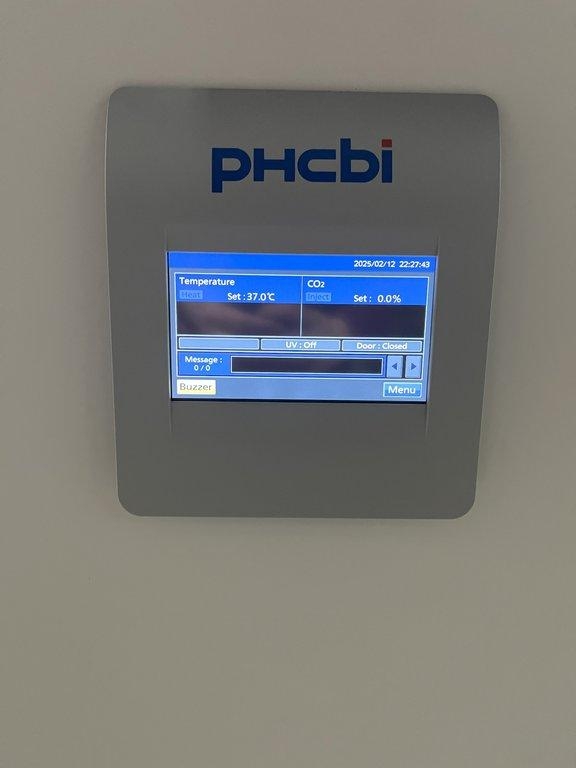 PHCbi MCO-170AICUVL-PA Incubator CO2 Incubator 170 L UV HEPA IR 5-50 C 115V 60Hz