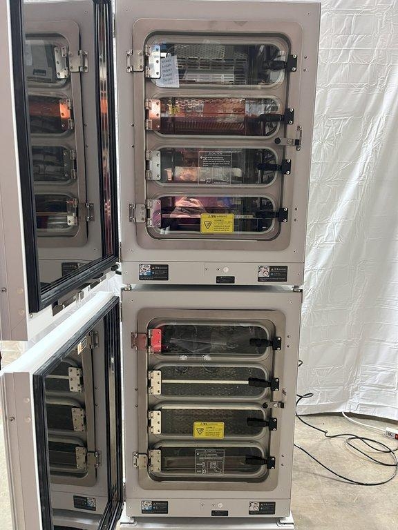 PHCbi MCO-170AICUVL-PA Incubator CO2 Incubator 170 L UV HEPA IR 5-50 C 115V 60Hz