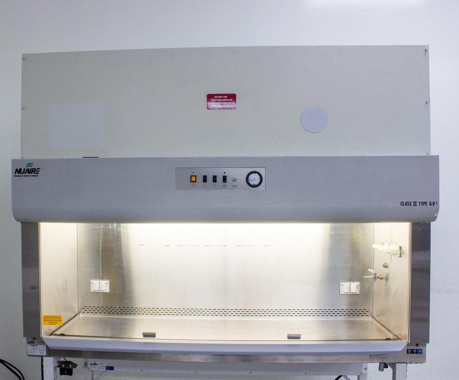 NuAire NU-425-600 Biosafety Cabinet Class II Type A/B3 Motorized Stand