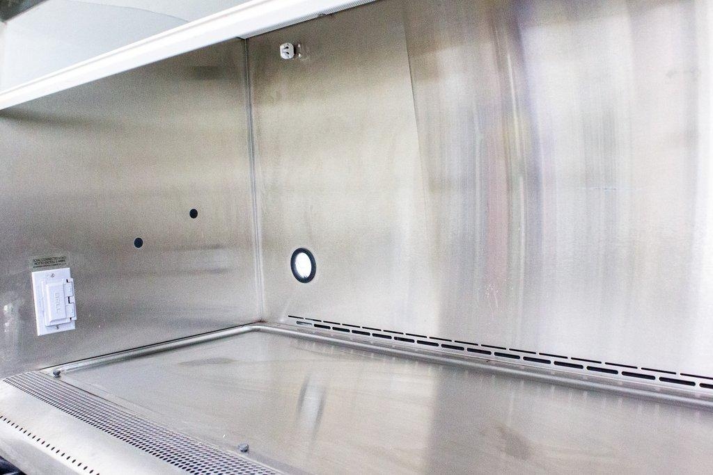 Labconco Delta Series Class II Biosafety Cabinet 4ft Purifier Stains 120V BSC