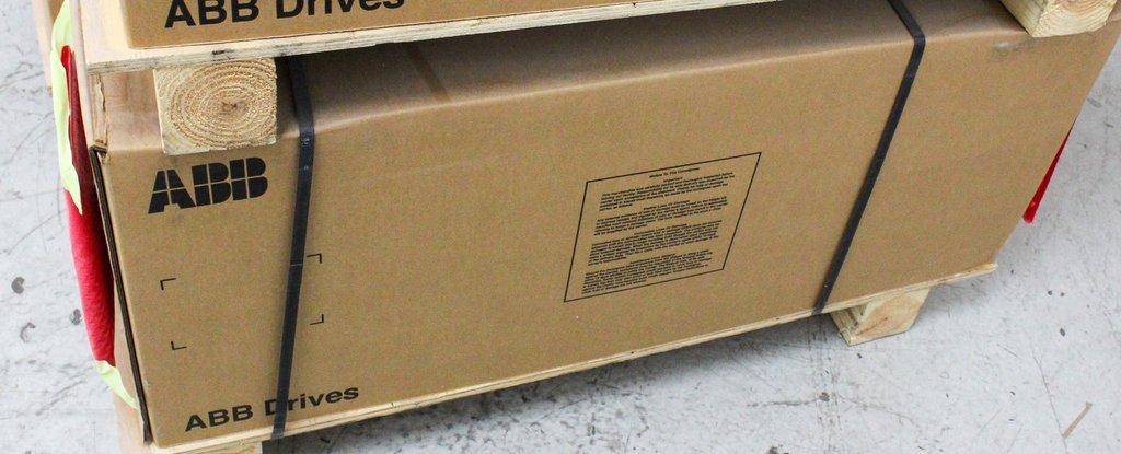 ABB ACH580 5HP AC Drive HVAC E-Clipse Bypass 7.6A 440-480V New Condition
