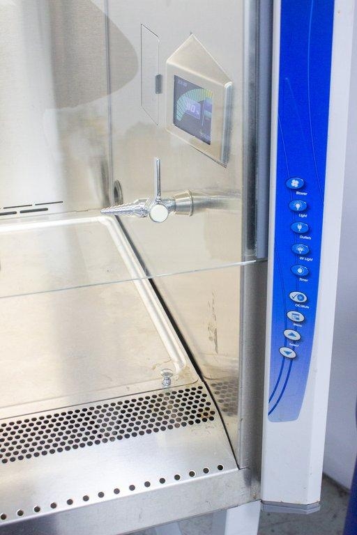 Labconco Purifier Logic+ Class II Type A2 4Ft Biosafety Cabinet 120V 60Hz ECM