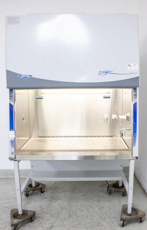 Labconco Purifier Logic+ 4Ft Class II A2 Biosafety Cabinet Used HEPA Filter