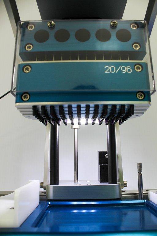 Sequence Precision BMS54000-0020 Pipettor Liquid Handling Excellent Condition