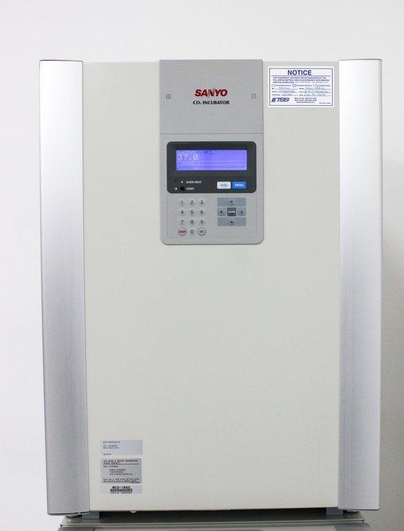 Sanyo MCO-19AIC CO2 Incubator 170L 0-20pct Dual IR Control Excellent