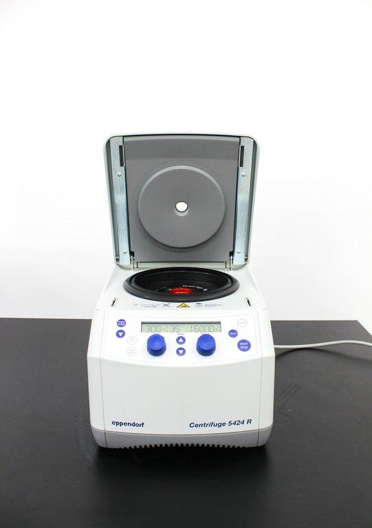 Eppendorf 5424R Microcentrifuge 24-Place PCR Compatible -10 to +40C 15000 RPM