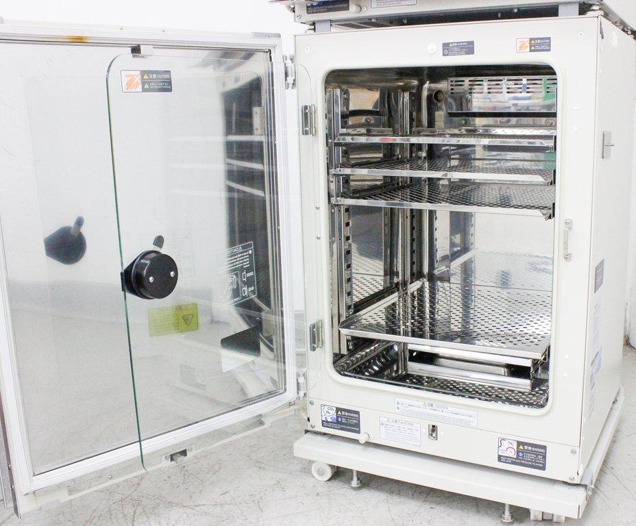Sanyo MCO-19AIC CO2 Incubator 170L, 5C to 50C, Near New, 0-20% CO2 Control