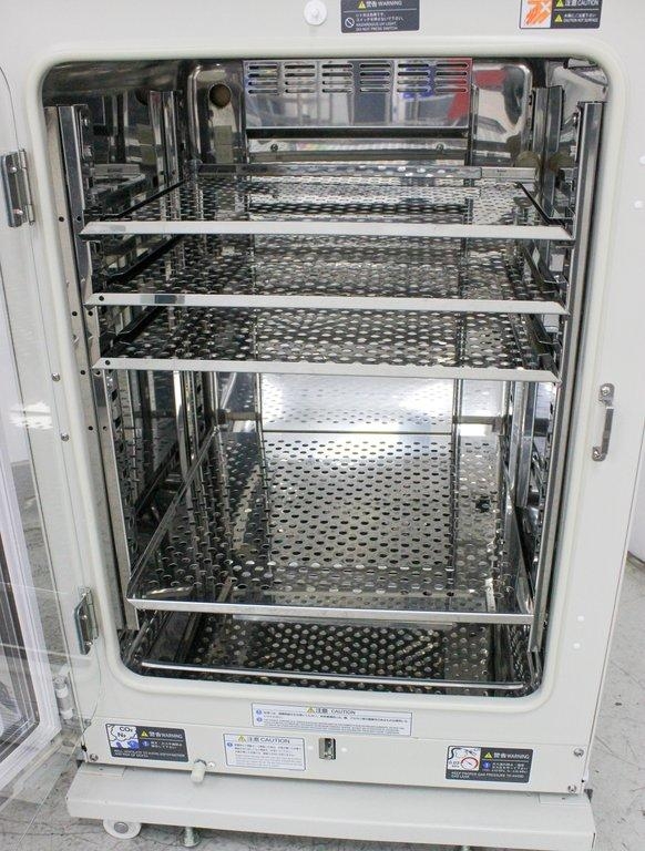 Sanyo MCO-19AIC CO2 Incubator 170L, 5C to 50C, Near New, 0-20% CO2 Control