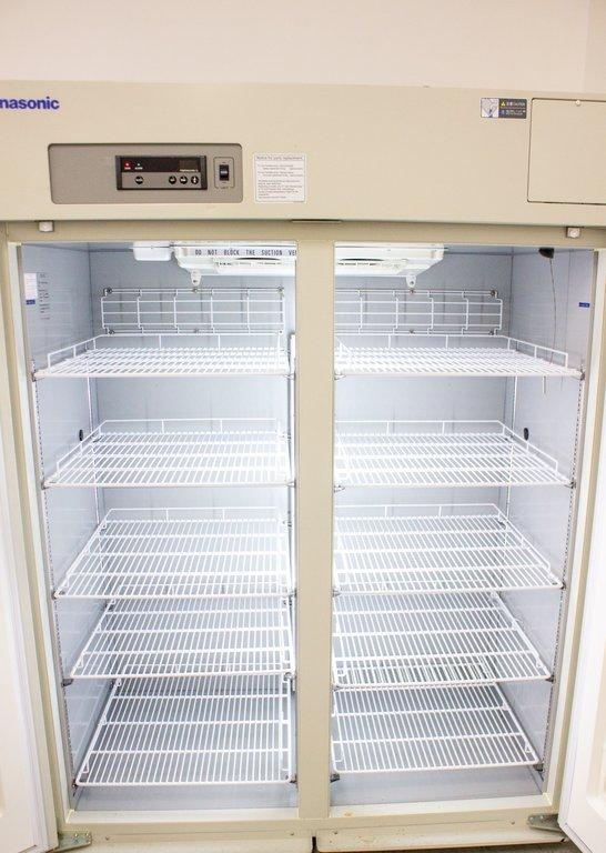 Panasonic MPR-1411 Refrigerator Pharma Stability 1364L Temp Control