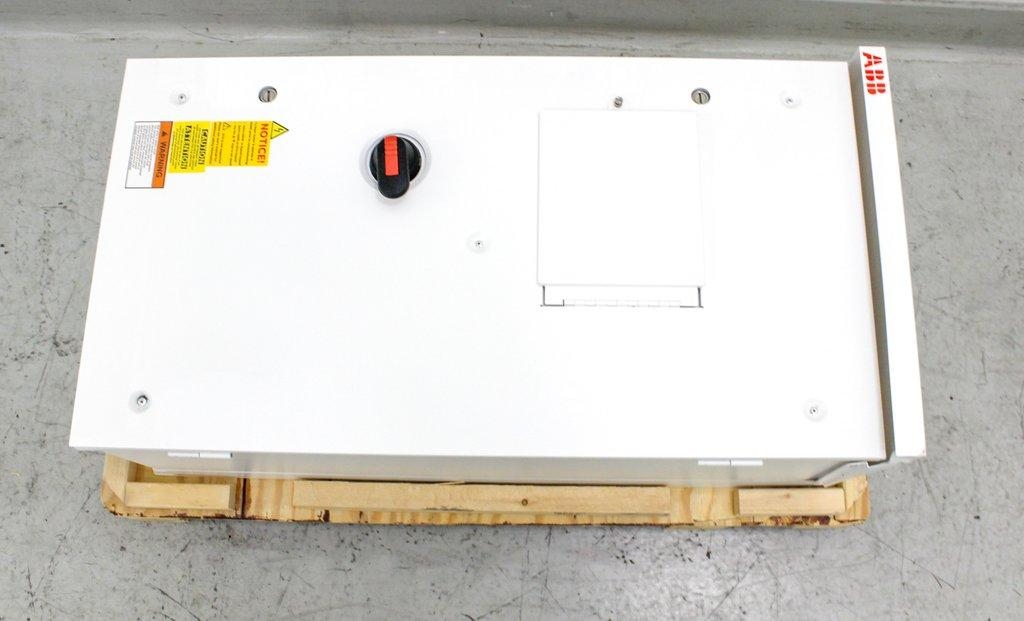ABB ACH580 Bypass Motor Control System Turnkey 400/460V 2022