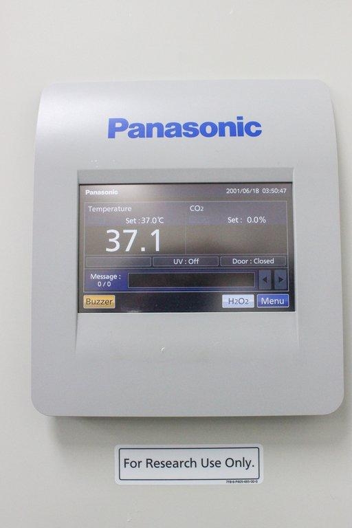 Panasonic MCO-170AICUVL-PA CO2 Incubator 165L 0-20% CO2 with UV Lamp LCD
