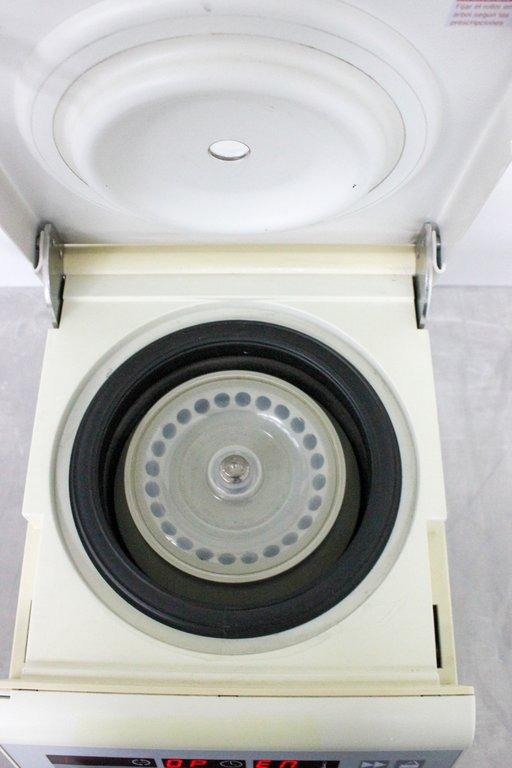 Kendro Sorvall Biofuge Fresco Benchtop Centrifuge RPM 2000-13000 Refrigerated