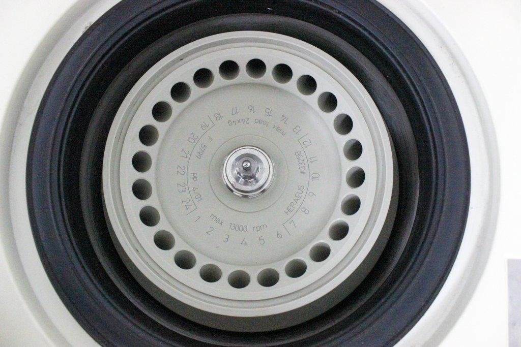 Kendro Sorvall Biofuge Fresco Benchtop Centrifuge RPM 2000-13000 Refrigerated