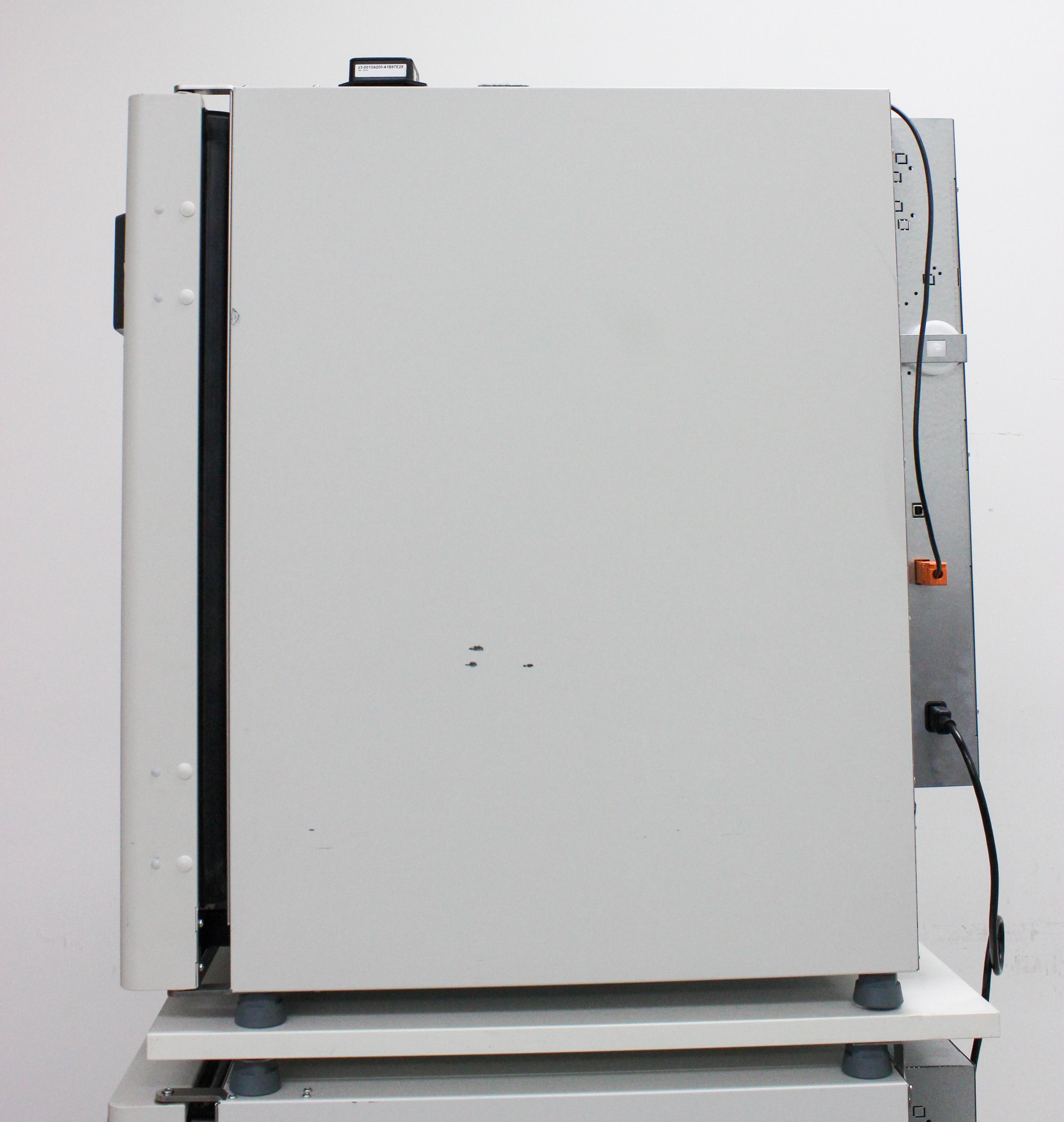 Thermo Scientific HERAcell vios 160i CO2 Incubator 120V 50/60Hz