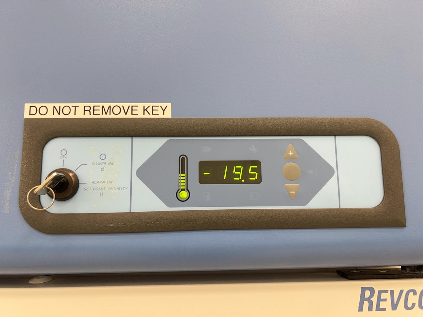 Thermo ULT5030A Freezer -30C 51.1 Cu Ft Upright Lab - Digital Control