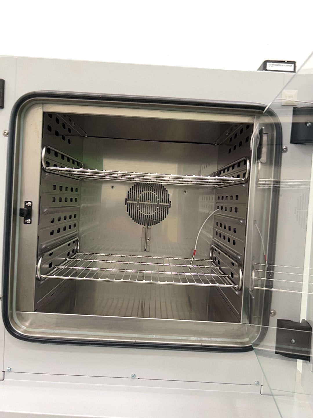 Binder KB 53-ULE4 Cooling Incubator Excellent Condition Mid-Size 2021