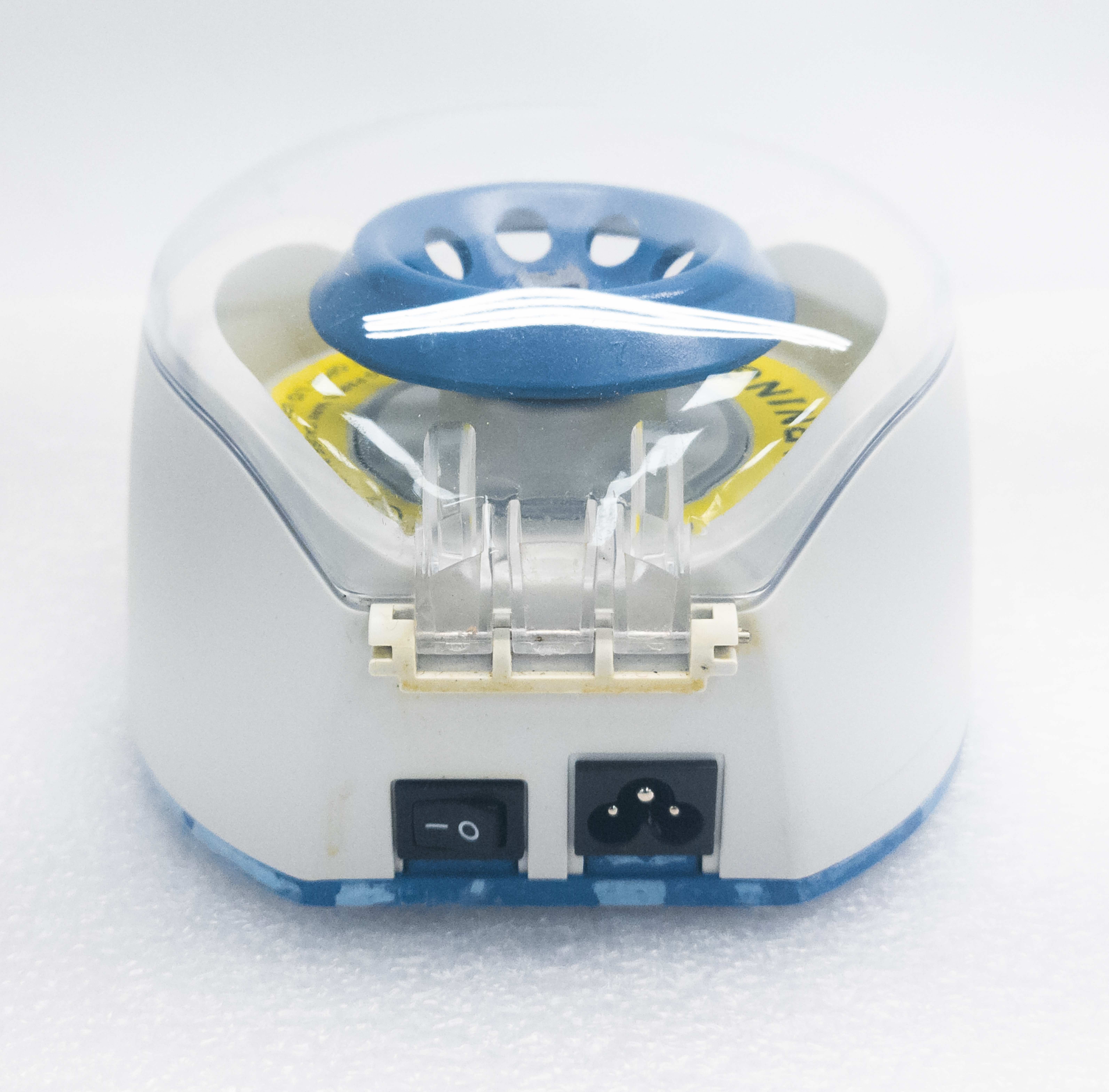 VWR C0803 Benchtop Microcentrifuge 7500 RPM 3200xg Quick-Release Rotor